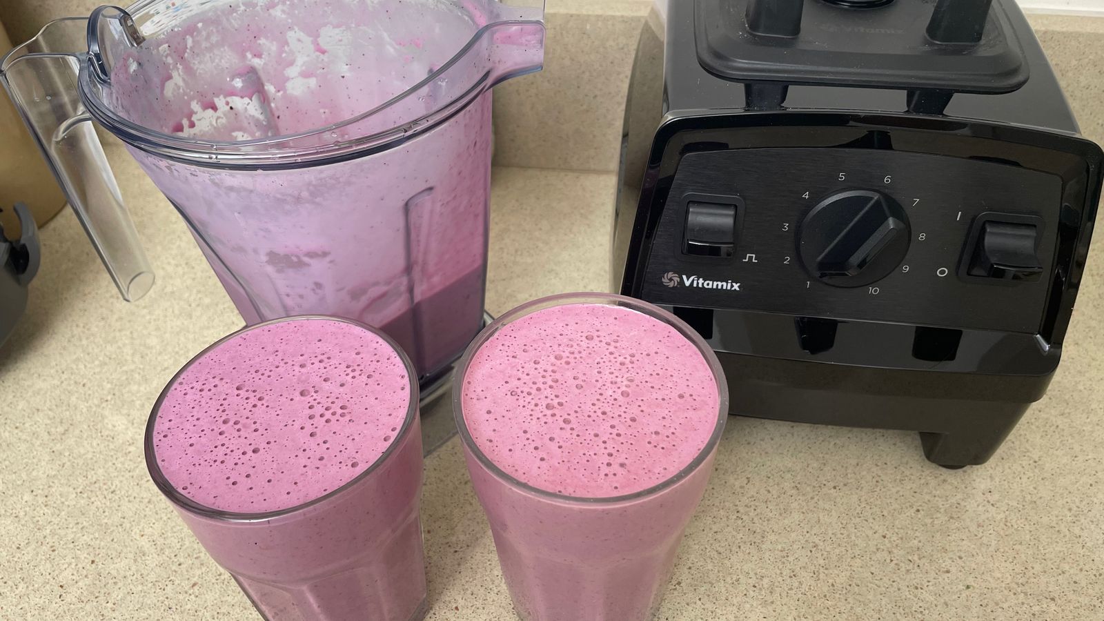 Vitamix E310 Explorian Blender review is Vitamix's basic blender worth