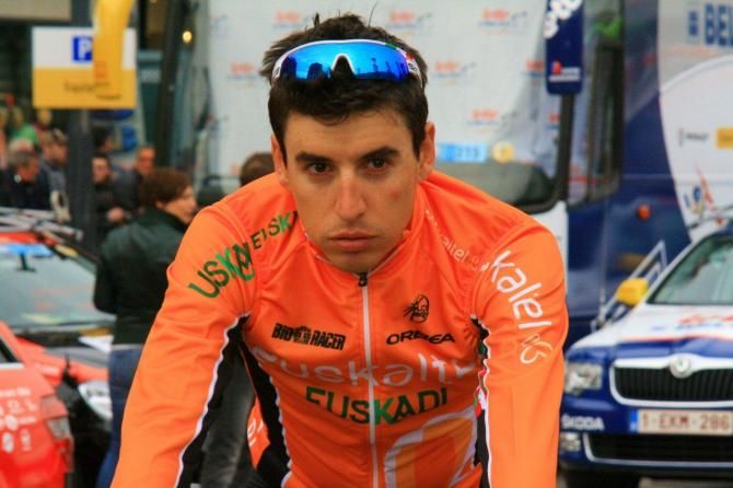 A Team Euskaltel rider
