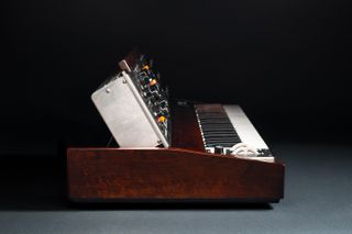 Moog Minimoog Model D synthesiser, side on