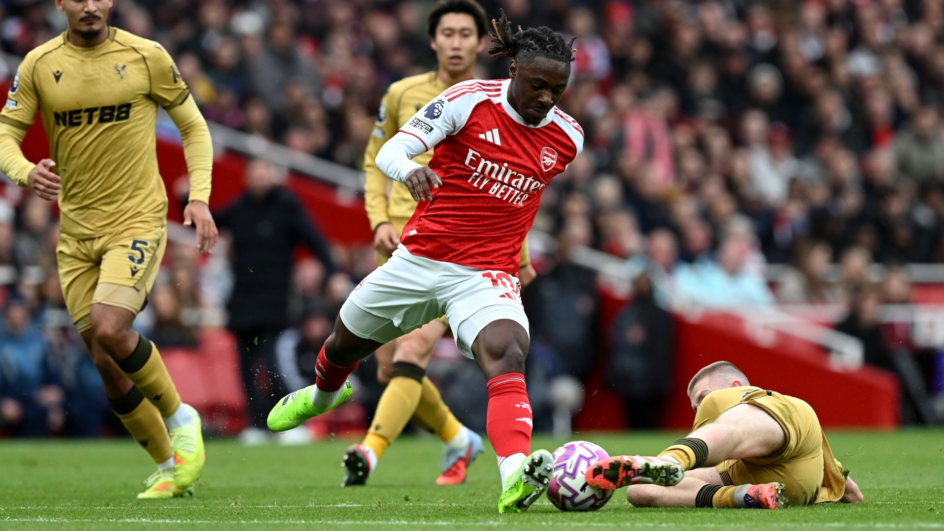 Cara menonton Arsenal vs Crystal Palace *GRATIS* — Streaming Carabao Cup