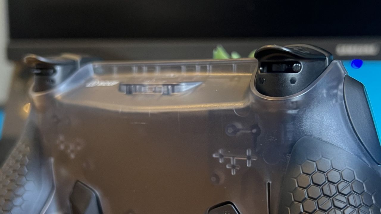 Close up on trigger stop mechanism on Scuf Omega PS5 controller