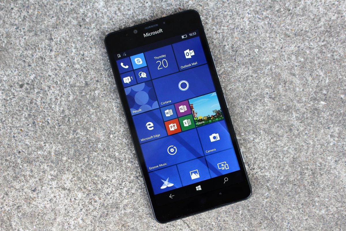 Windows 10 Mobile Creators Update review: Disappointing but still worth ...
