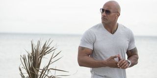 Dwayne Johnson Ballers casual sunglasses t-shirt watch