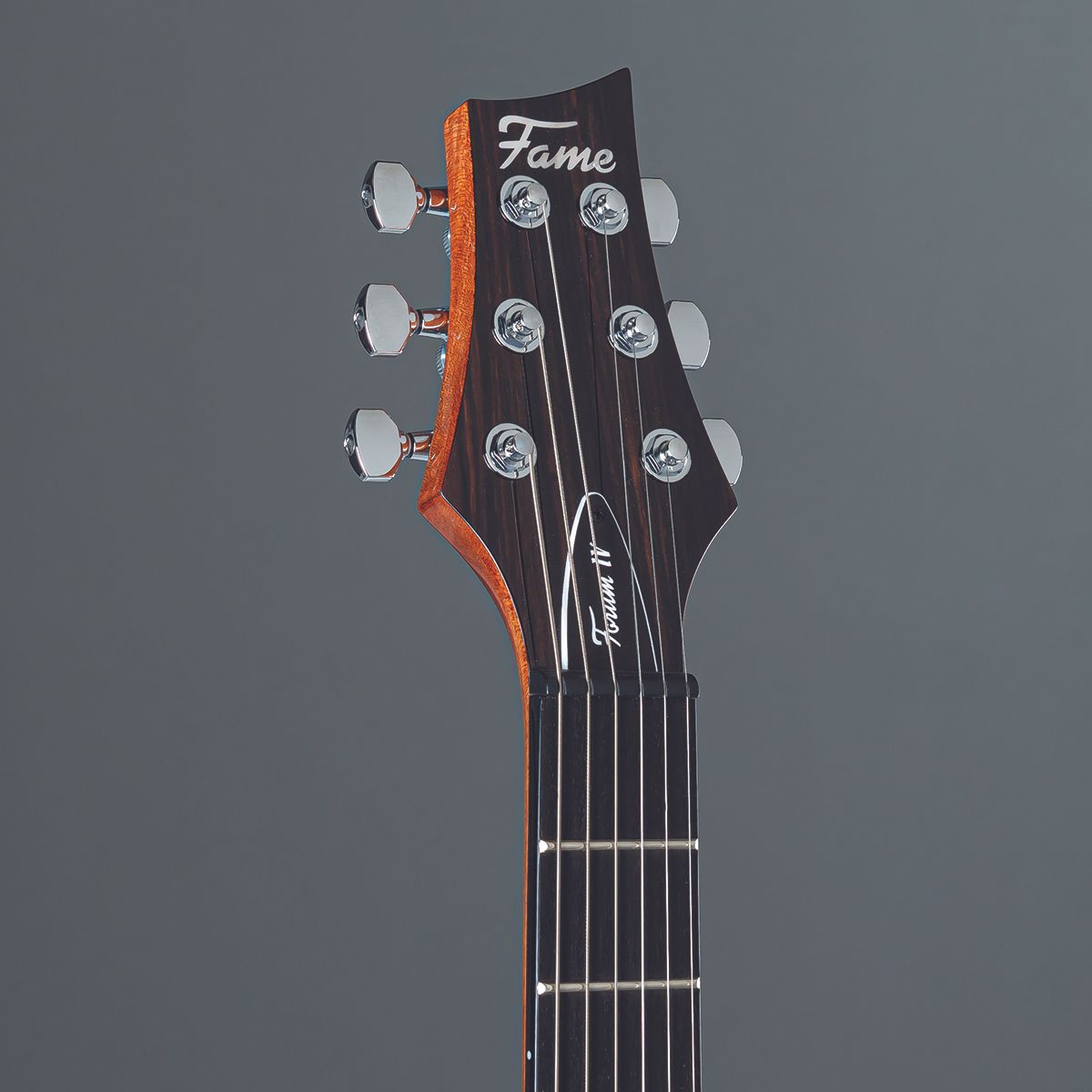 A detail photo of a Fame Forum IV Modern 20th Anniversary in Burl Stonewashed Blue
