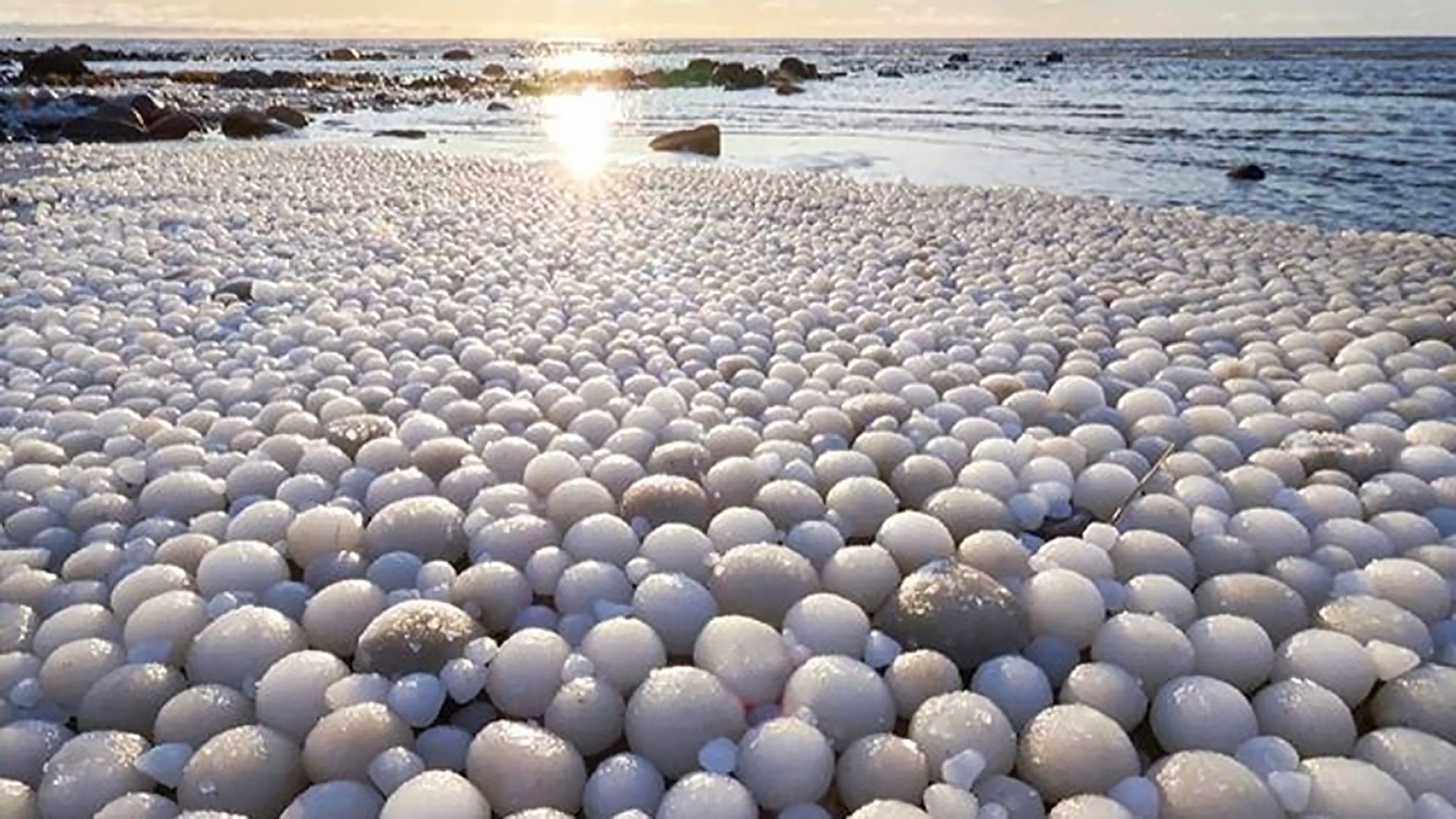 Ice eggs