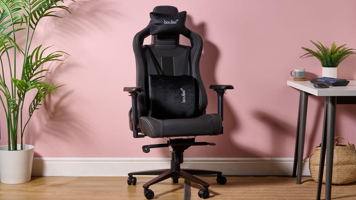 I’m very fond of the Boulies Elite gaming chair, and there are only a few areas where this gaming chair doesn’t excel