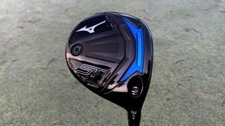 Mizuno ST-Z 230 Fairway wood and its icy blue speed pocket