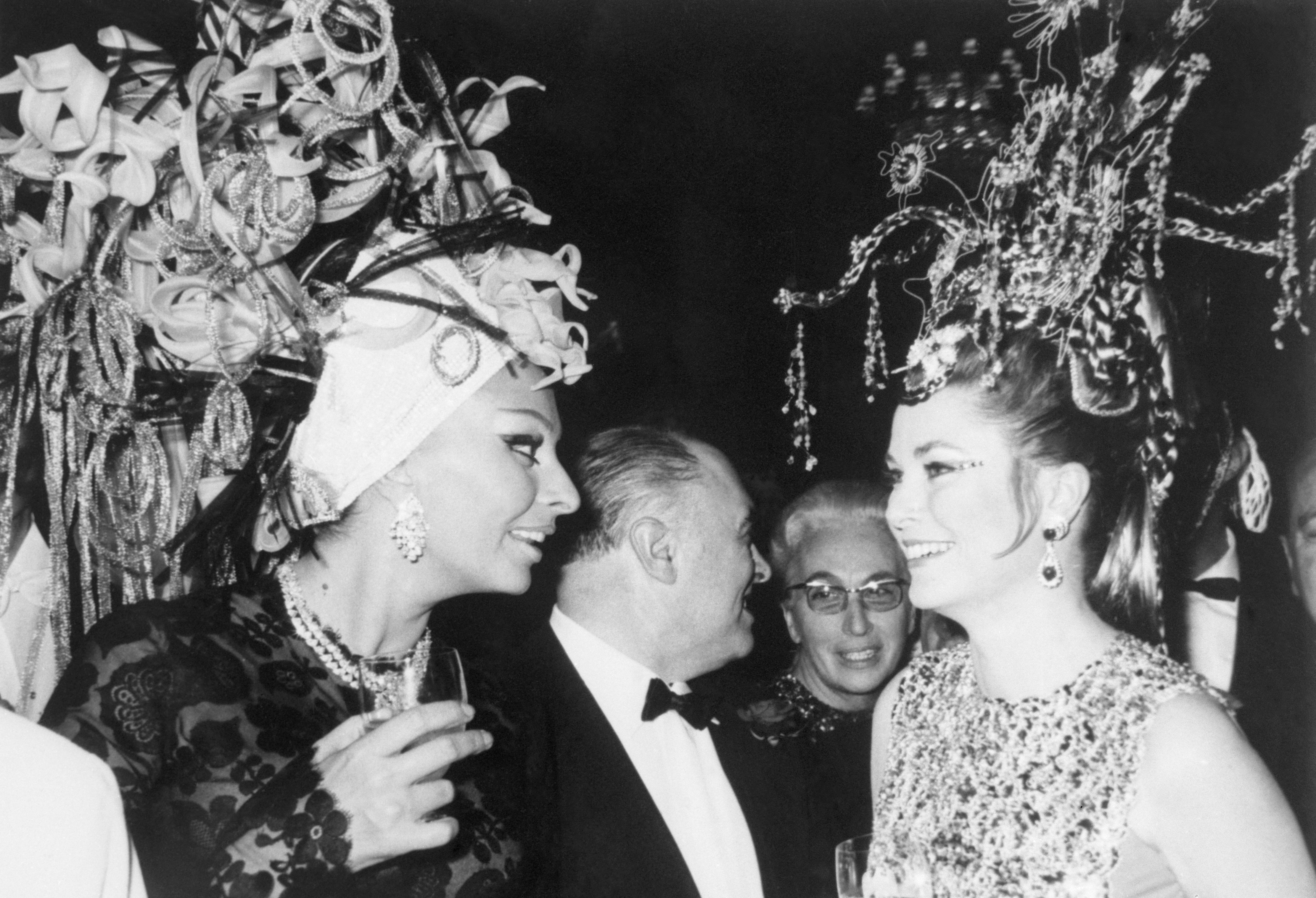 Sophia Loren and Grace Kelly