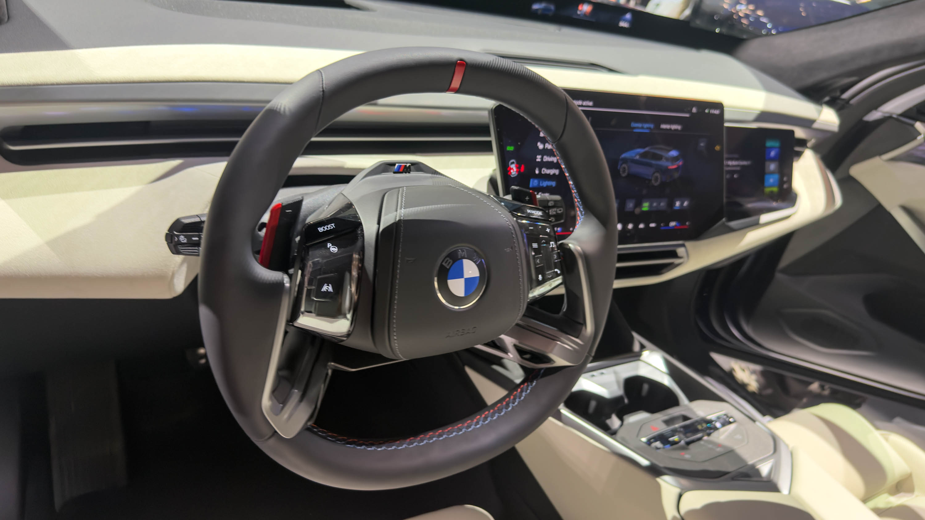 BMW iX5 EV