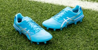 Blue Asics Swift Strike football boots