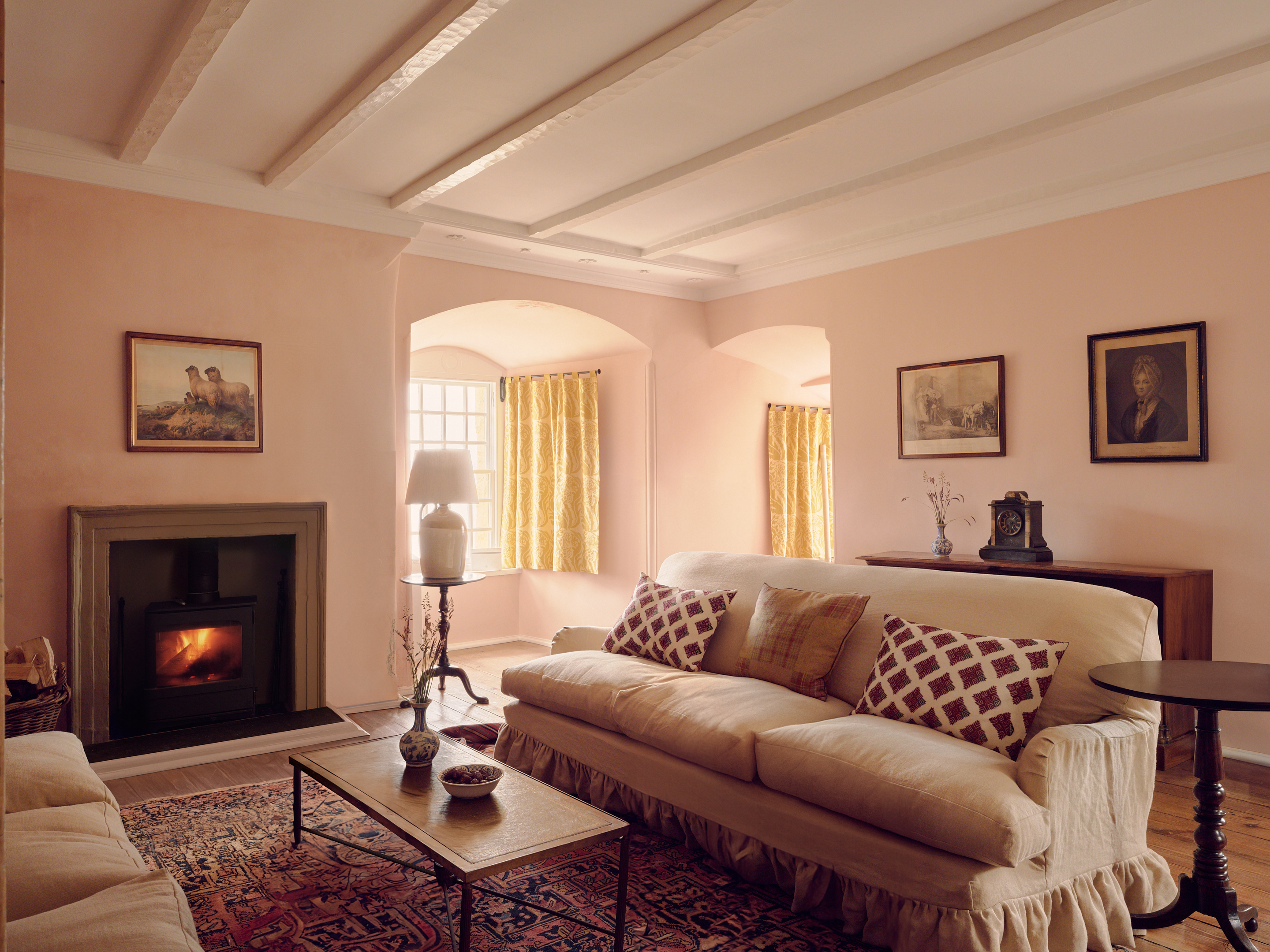 Images of Saddle Castle