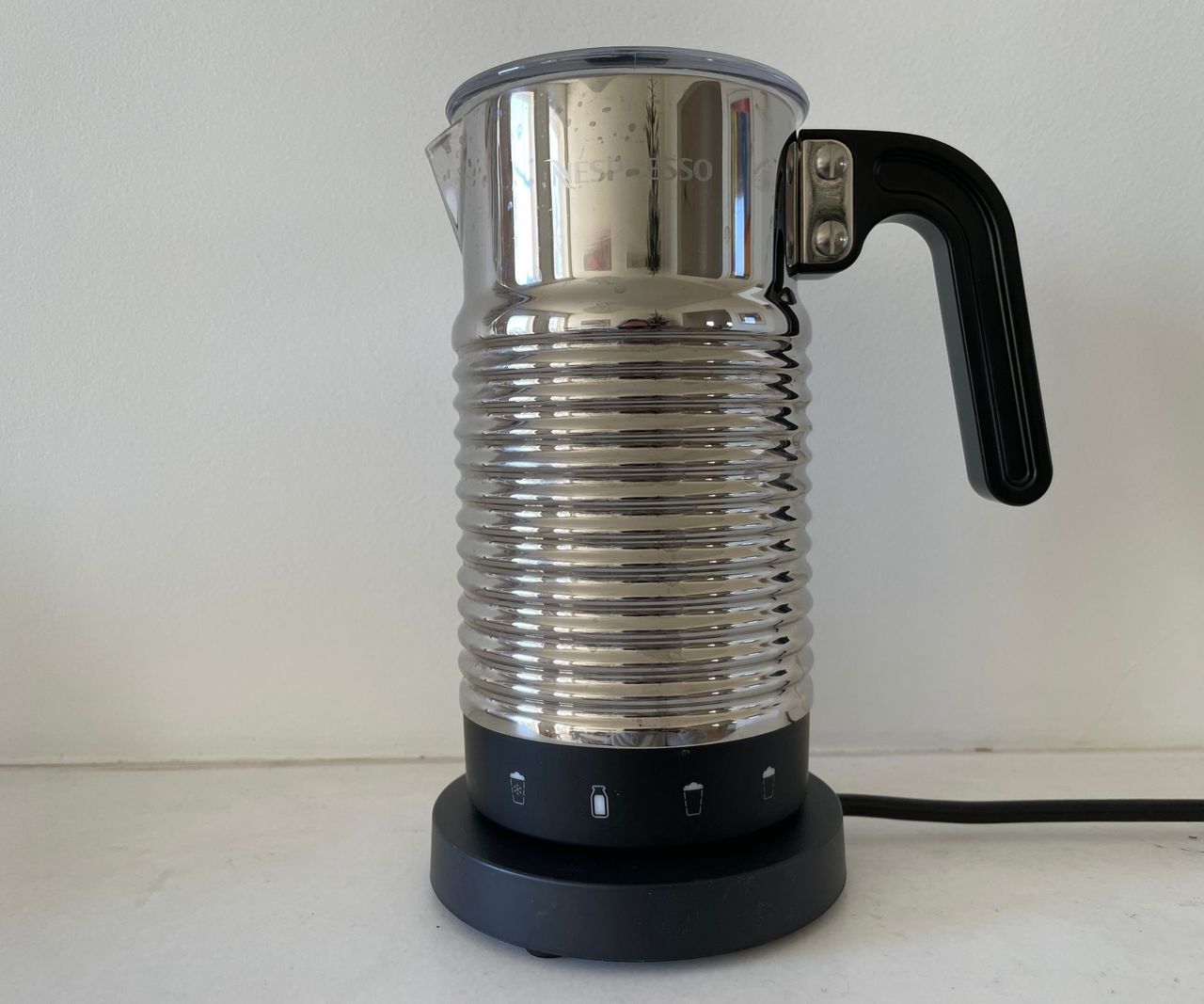 Nespresso Aeroccino 4 speedy milk frothing Homes & Gardens