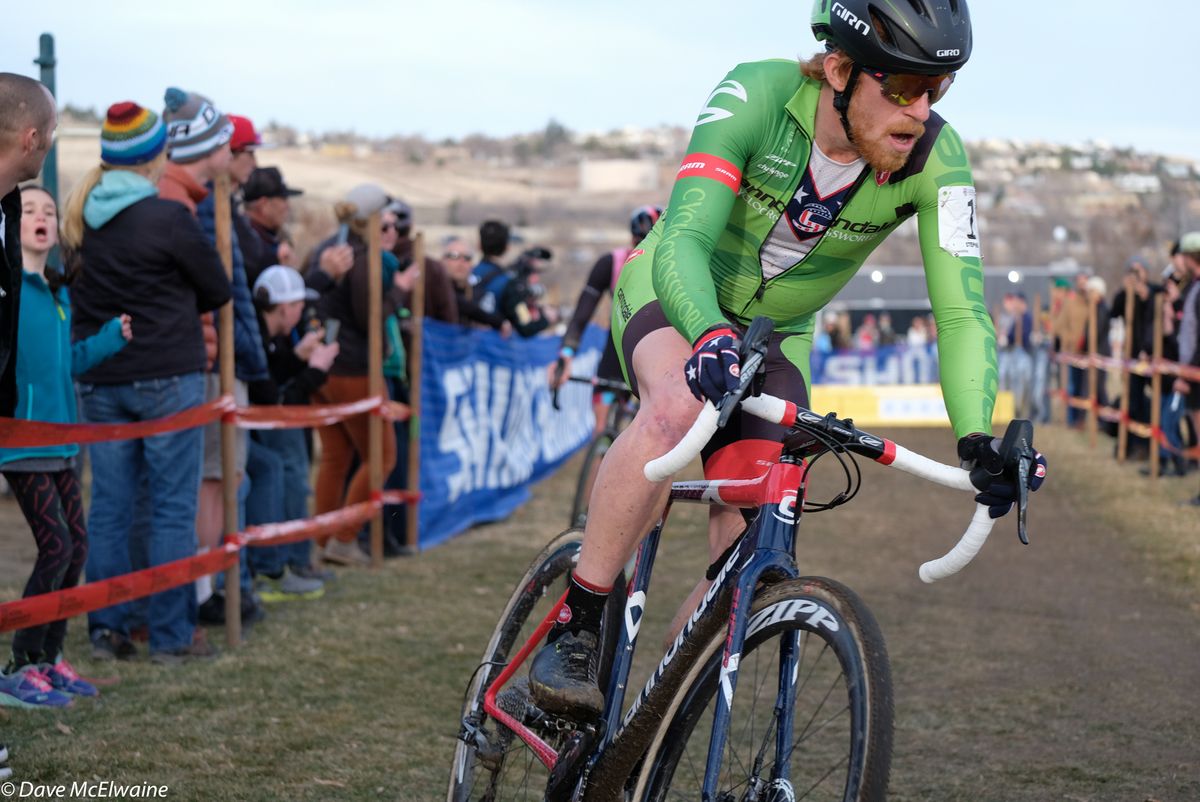 Stephen Hyde (Cannondale) trying unsuccessfully to distance himself from Powers with two laps remaining