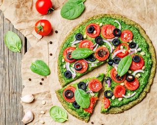 vegan broccoli zucchini pizza crust with vegetables