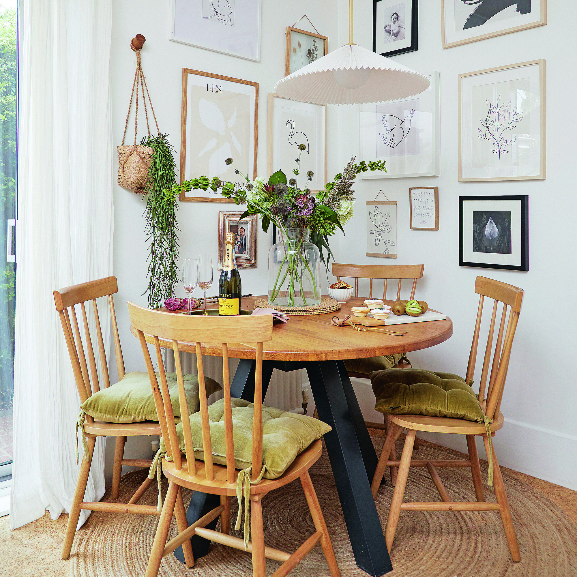 Round table with chairs in kitchen