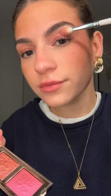 Emma Aerin Becker tests the Patrick Ta Major Dimension Eye Illusion Eyeshadow Duo