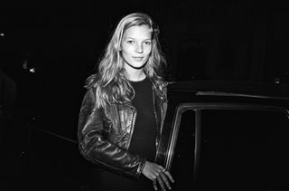 90s trends kate moss leather jacket