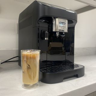 Testing the De'Longhi Magnificia Plus at the test centre