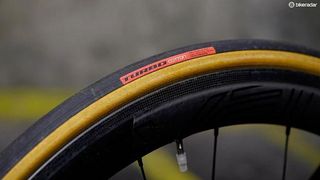 Tan sidewalls look good, but these Turbo Cotton tyres also perform well