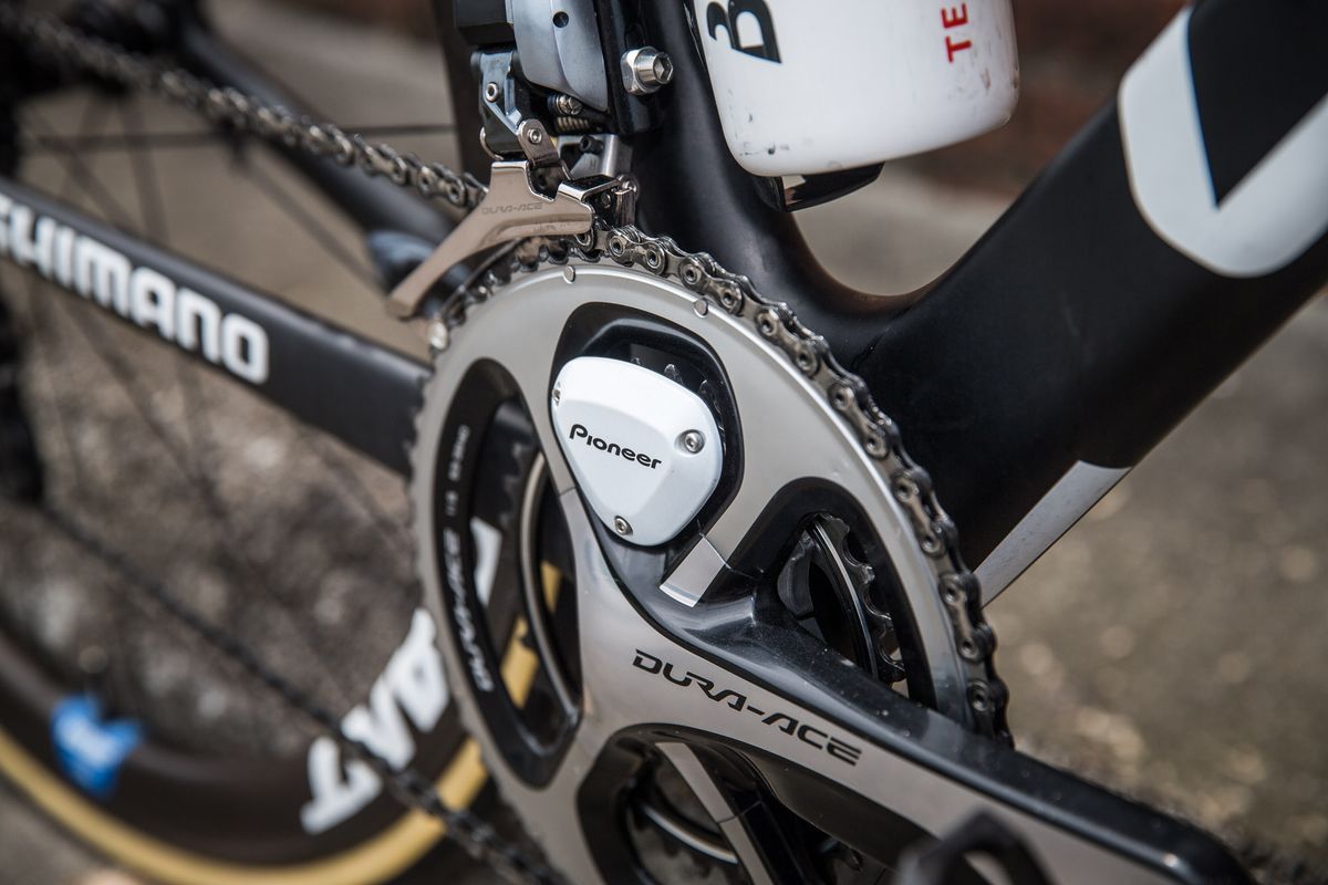 A Pioneer power meter and 53/36 chainrings on Coryn Rivera's Liv Envie