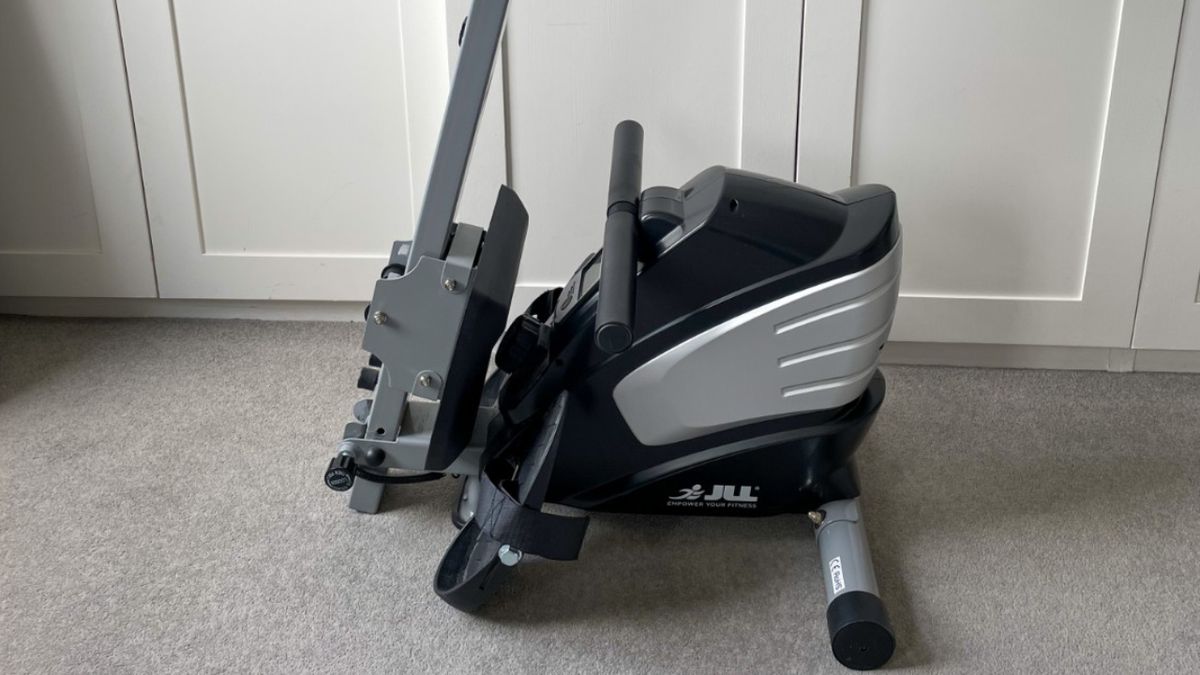 JLL R200 Review 6 Months With This Bargain Rowing Machine Coach