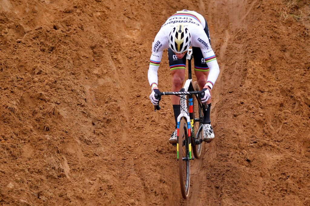 Mathieu van der Poel racing Heusden-Zolder World Cup