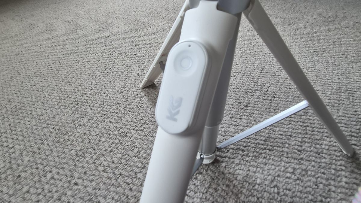 JustTap Magnetic Phone Tripod