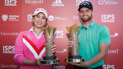 Pajaree Anannarukarn and Daniel Gavins pose with their trophies after winning the 2021 ISPS Handa World Invitational