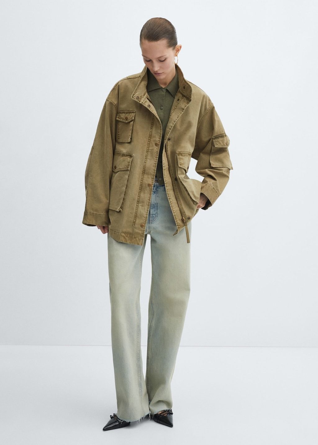 missing-image 5 أساسيات الربيع التي سترتديها الفتيات الفرنسيات مع الجينز