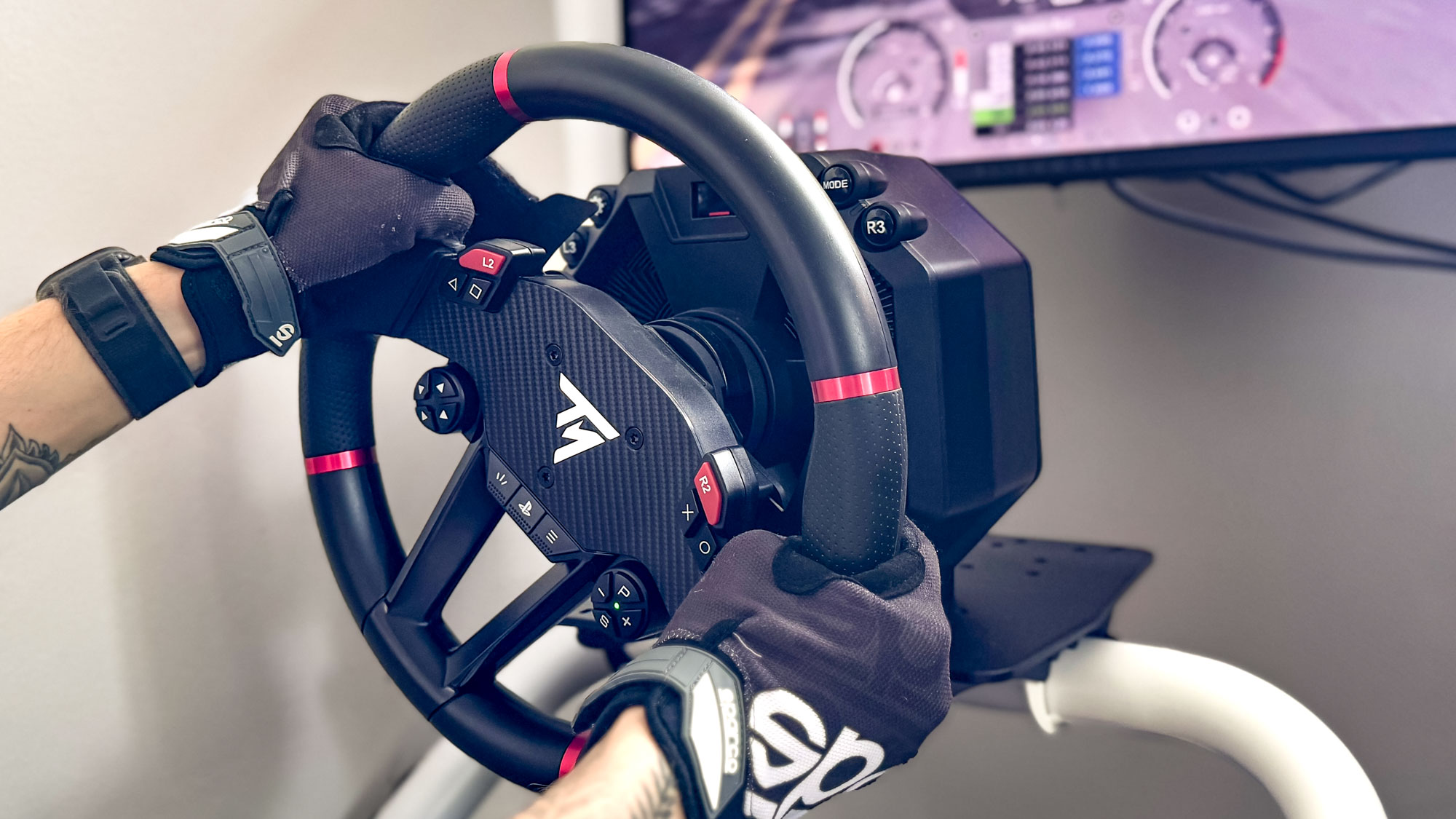 Thrustmaster T598
