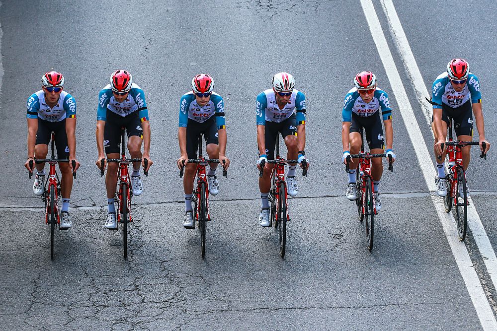 Lotto Soudal lead the peloton through neutralised stage 4 at the Tour de Pologne in memory of their teammate Bjorg Lambrecht