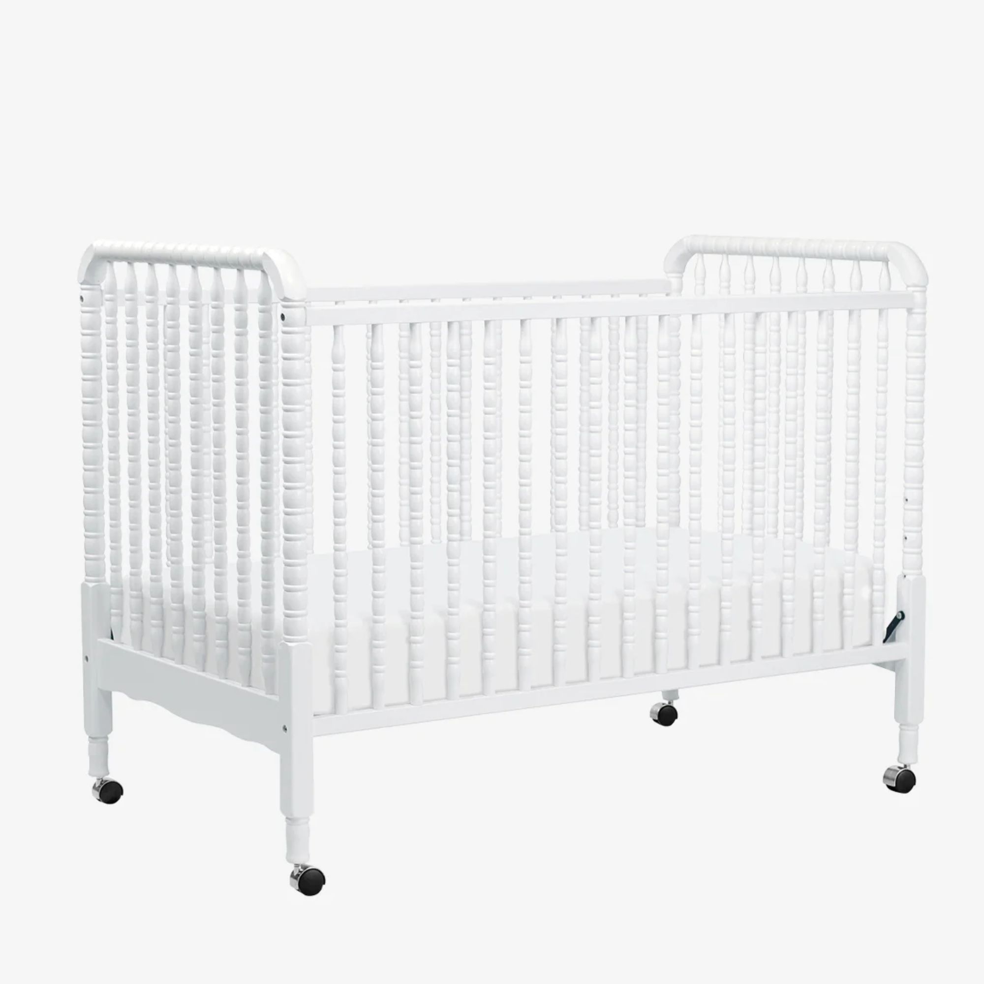 McGee & Co white bobbin crib 