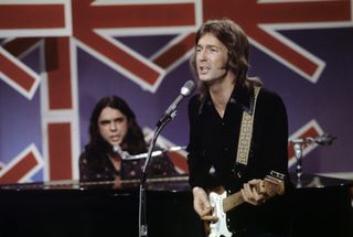 Bobby Whitlock (left) and Eric Clapton perform with Derek and the Dominos on The Johnny Cash Show, November 1970. The show aired January 6, 1971.