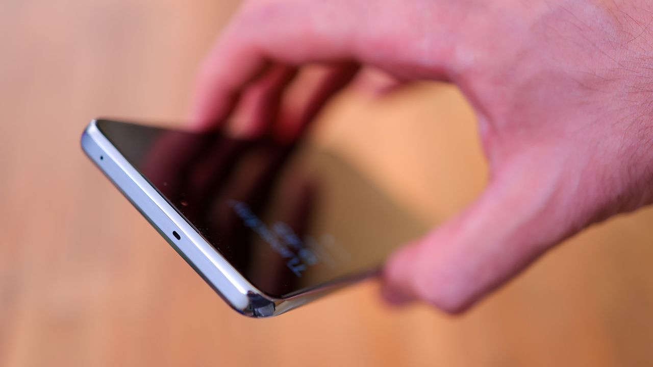 A photo of the OnePlus 10T smartphone