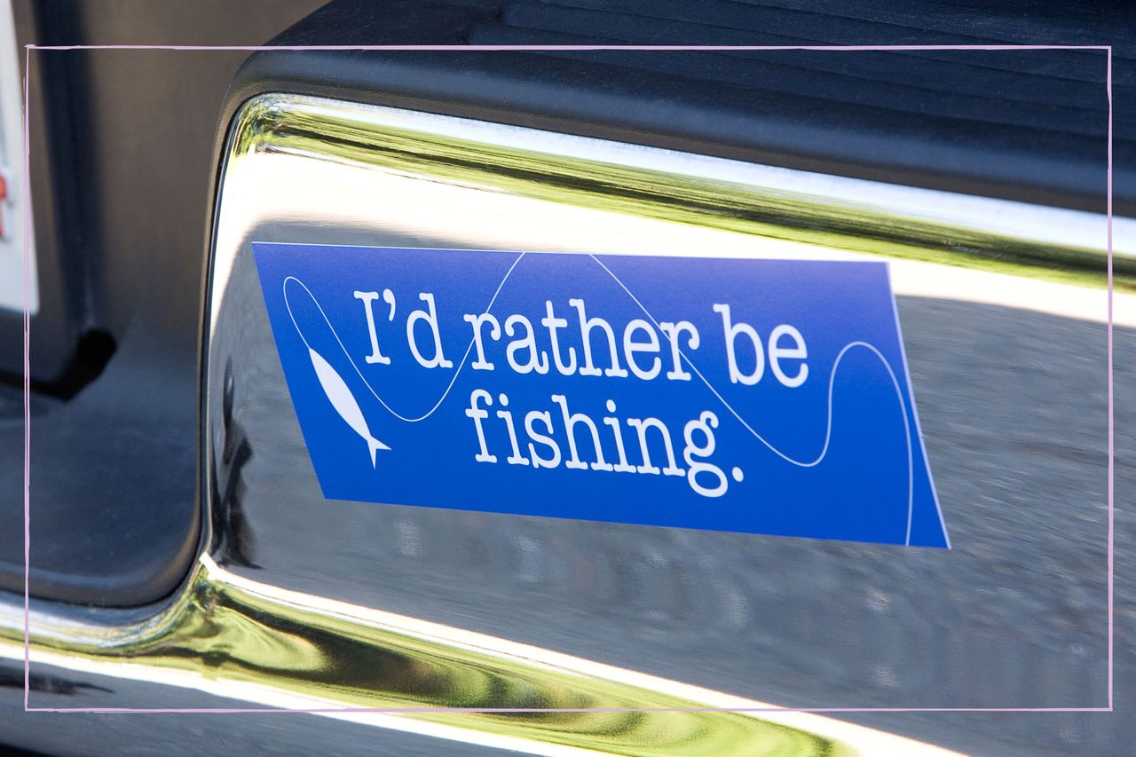 Car bumper sticker which reads I&#039;d rather be fishing