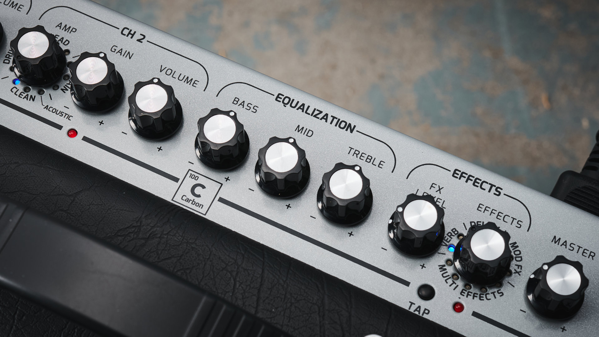 Kustom Amplification Carbon 100 combo amp