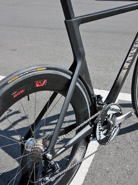 Moving the rear brake down to the bottom bracket allows for a very clean rear end on Canyon's prototype time trial machine.