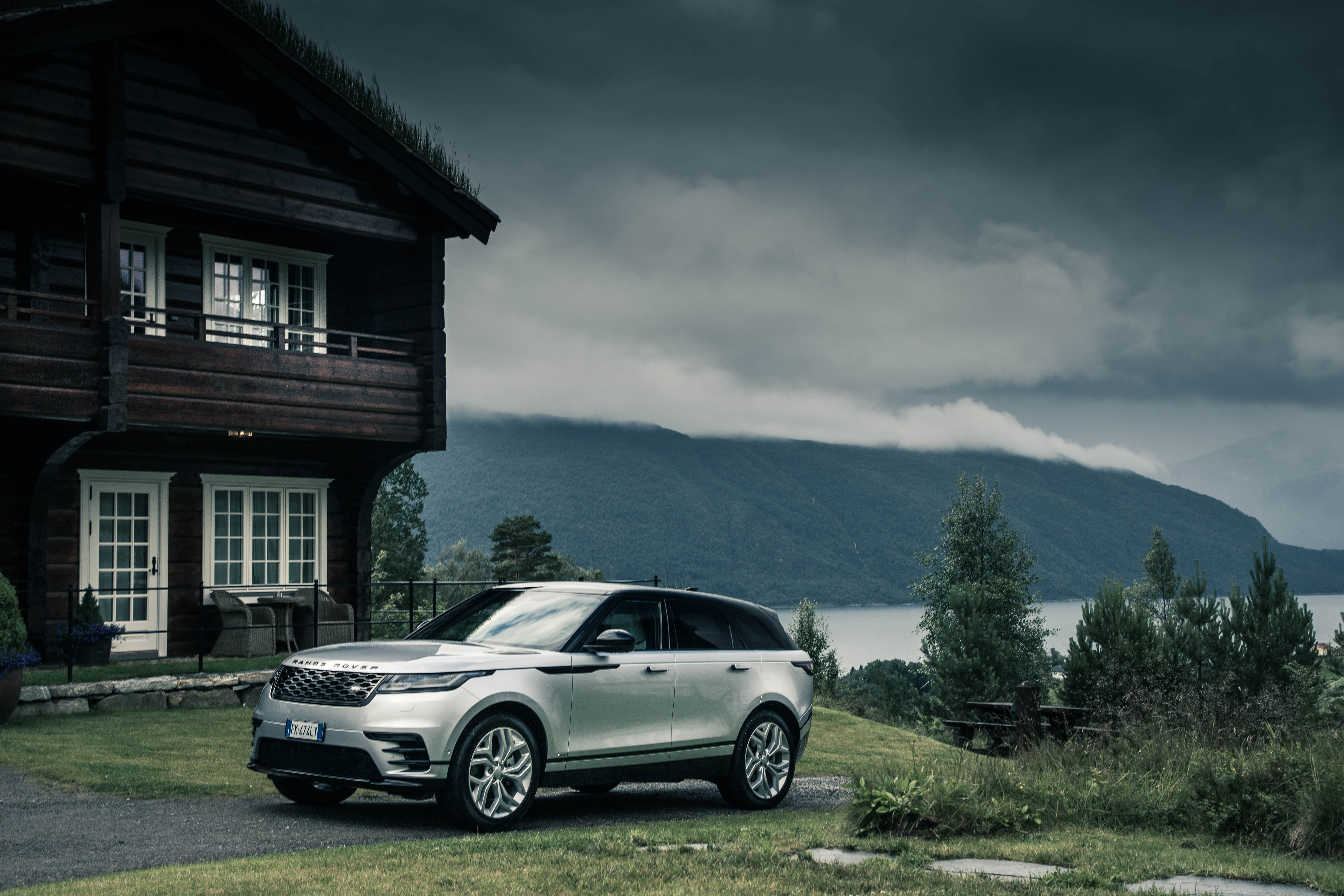 Range Rover Velar A Perfect Marriage Of Luxury And Tech Techradar