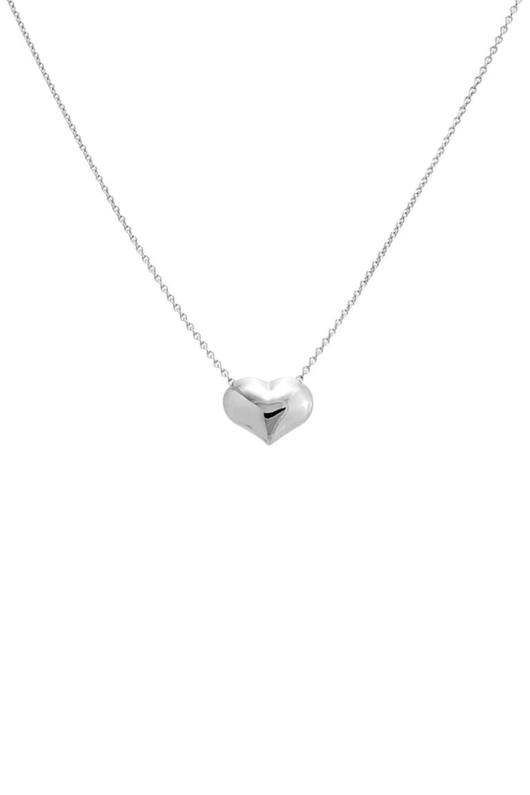 The Best Waterproof Jewelry for The Beach, According to Experts Marie