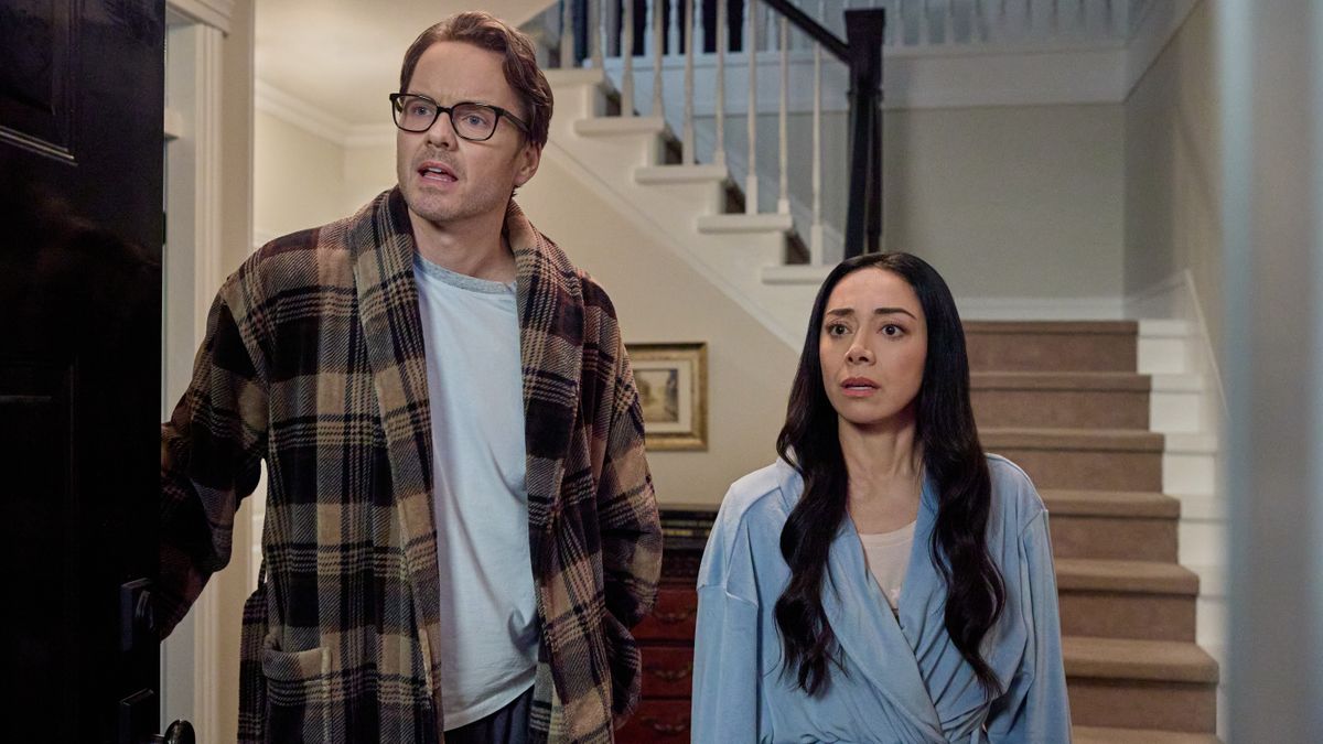 Paul Campbell, Aimee Garcia in The Cases of Mystery Lane: Death is Listening