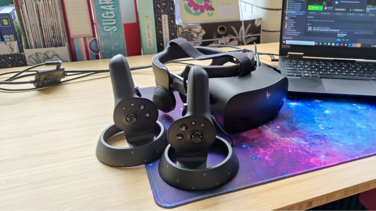 HP Reverb G2 VR headset and controllers front view