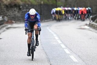 Paris-Nice stage 7 LIVE - Lone attacker hoping to deny sprinters on weather-affected day