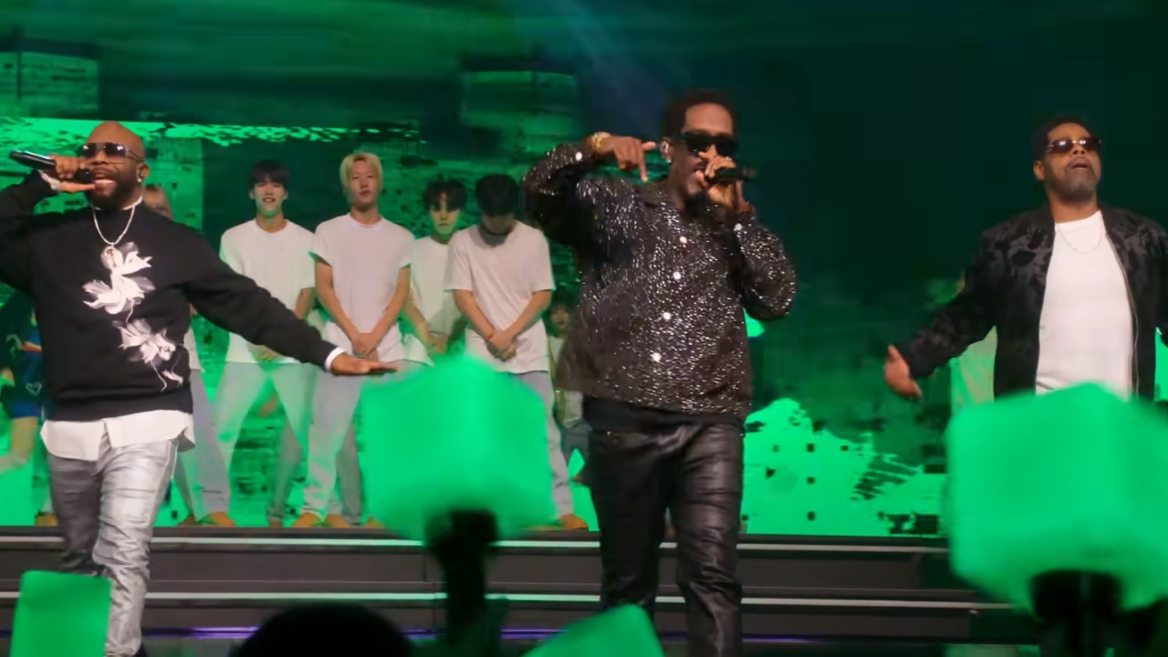 Zēni II vīrieši, kas dzied k-pop