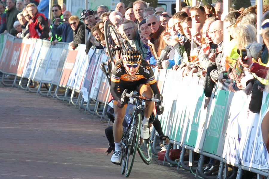 Loren Rowney (Velocio-SRAM) goes head over cleats
