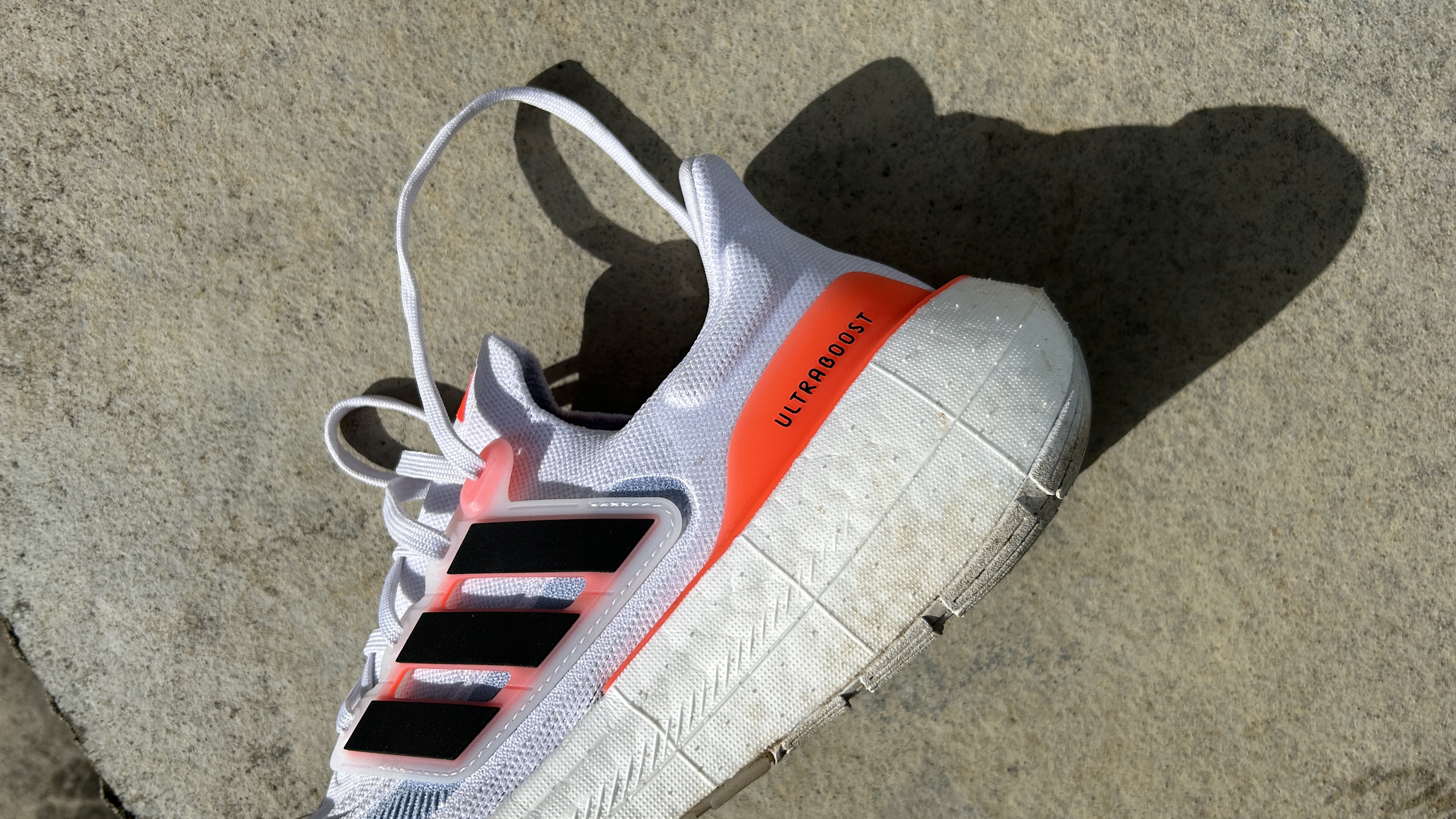 Adidas Ultraboost Light: design and upper