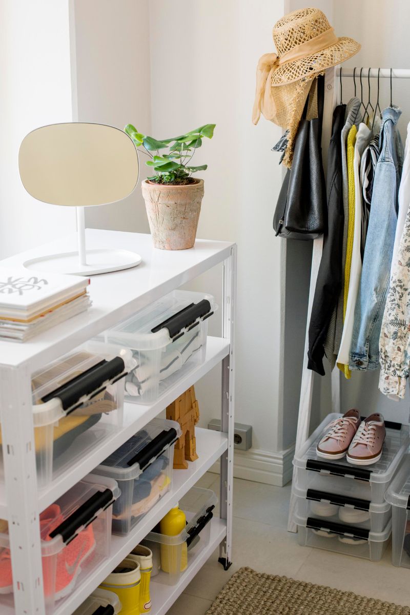 clothes storage containers