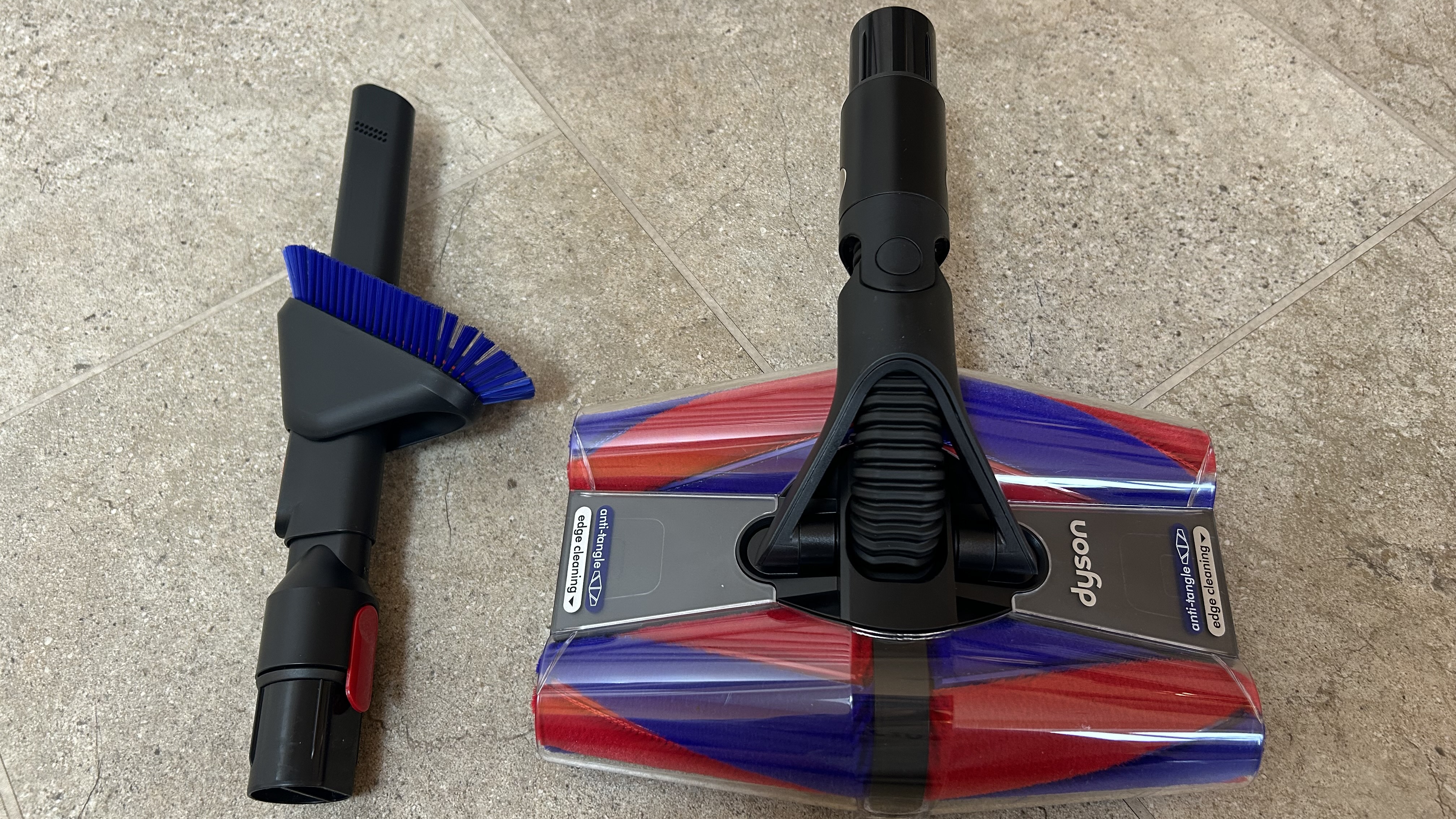 Dyson PencilVac Fluffycones