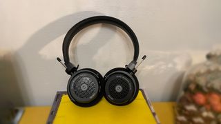Open back headphones: Grado GW100x