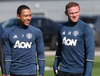 Memphis Depay and Wayne Rooney training for Manchester United