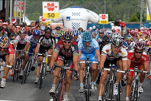The stage four sprint saw McEwen back out on top.